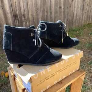 Toms Wedges